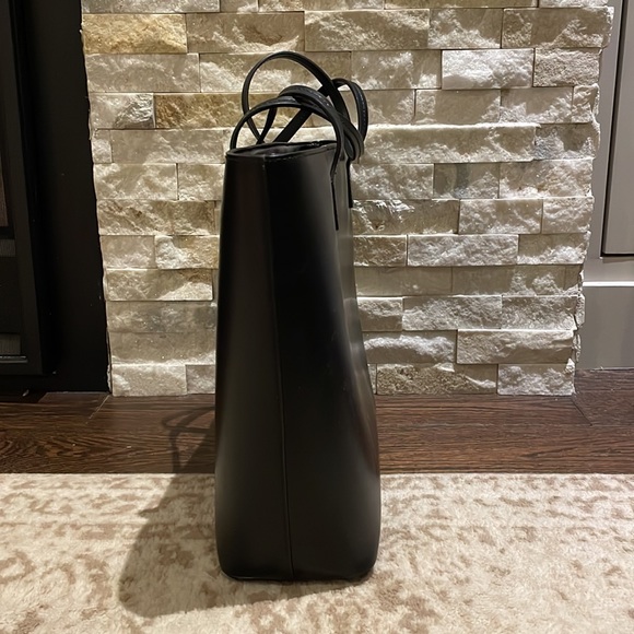 Kate Spade Shoulder Bag - Black smooth leather - Gold logo - Picture 3 of 7